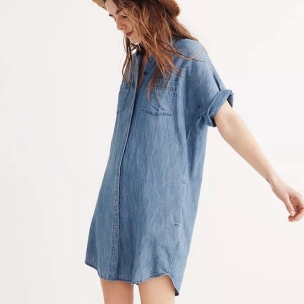 Madewell Chambray/Denim Button Down Shift Dress